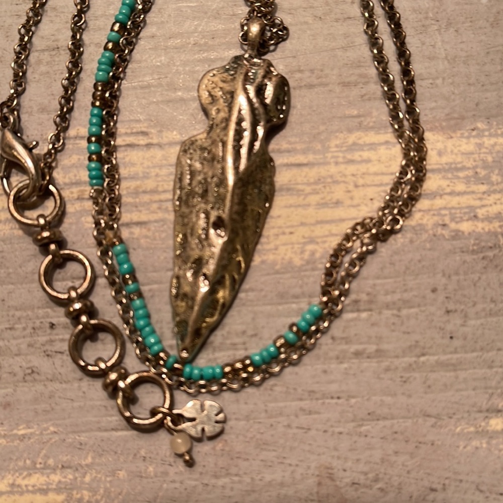 Lucky Brand Silver Arrowhead Pendant Turquoise color beads Necklace EUC Adjust - Picture 3 of 4